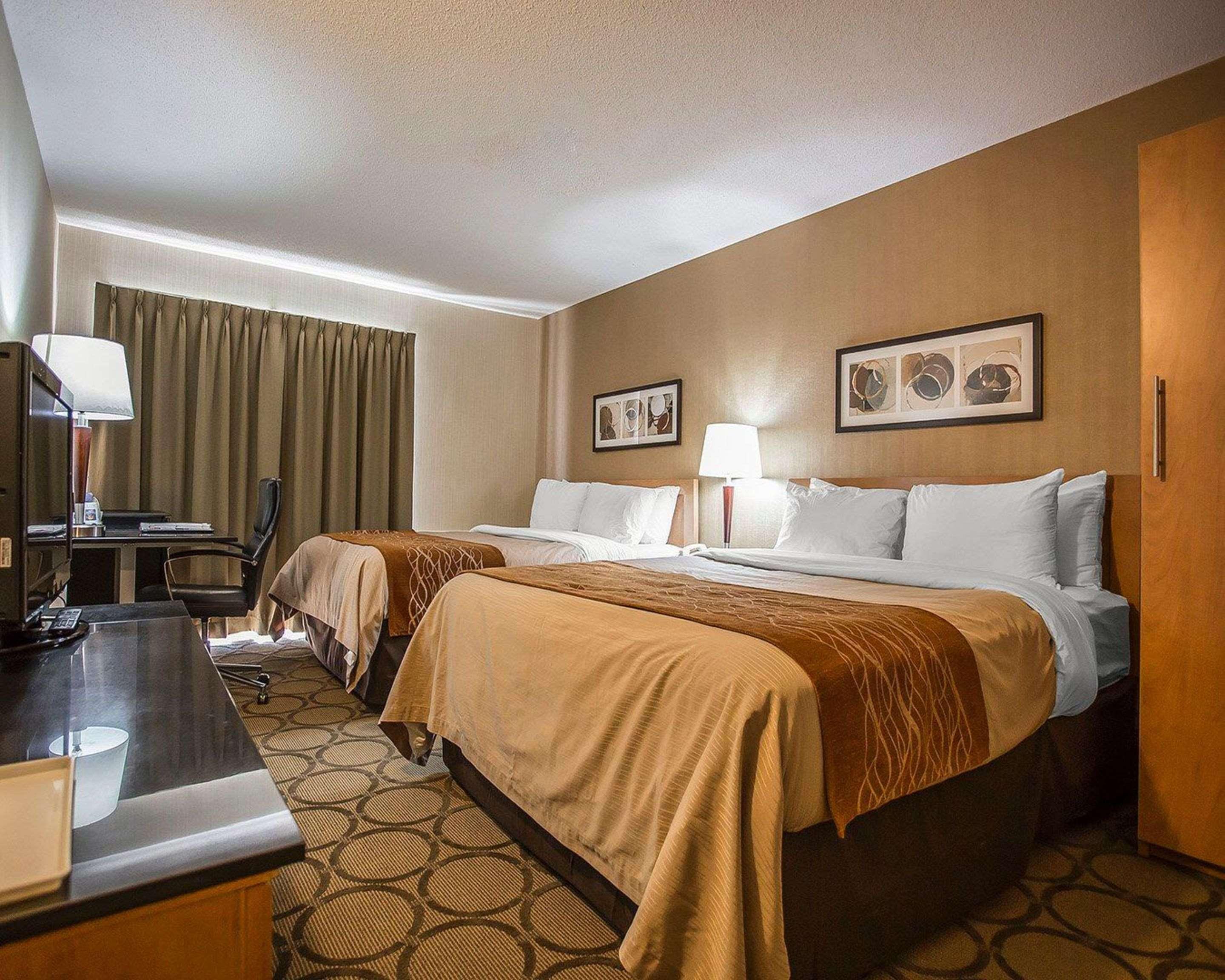 Comfort Inn Γκατινό Εξωτερικό φωτογραφία