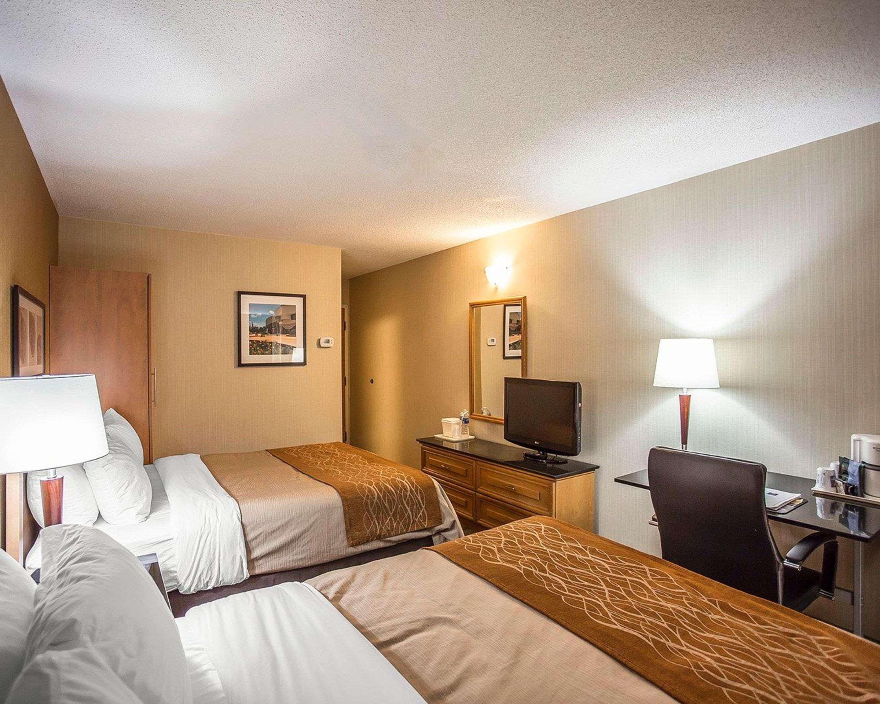 Comfort Inn Γκατινό Εξωτερικό φωτογραφία