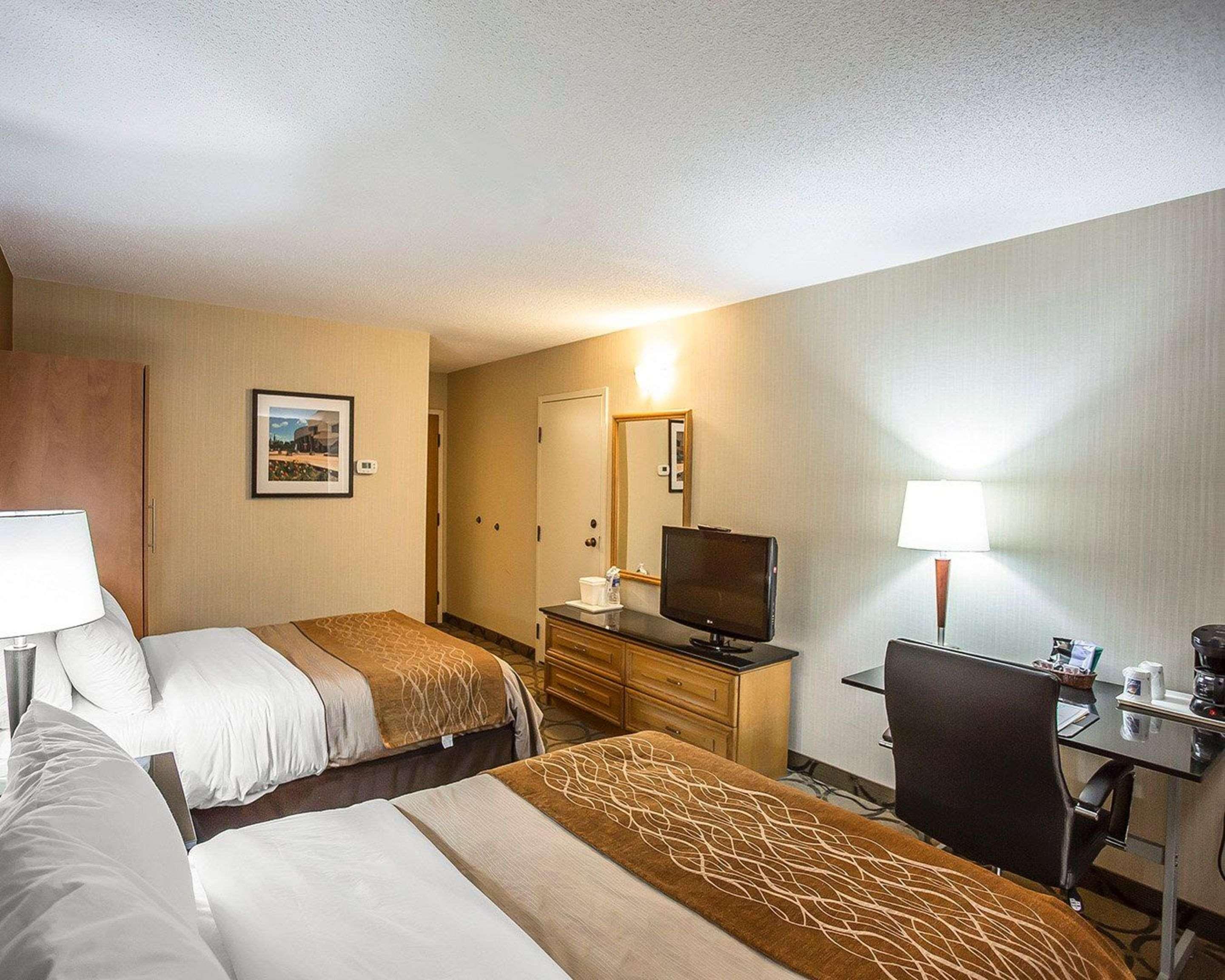 Comfort Inn Γκατινό Εξωτερικό φωτογραφία