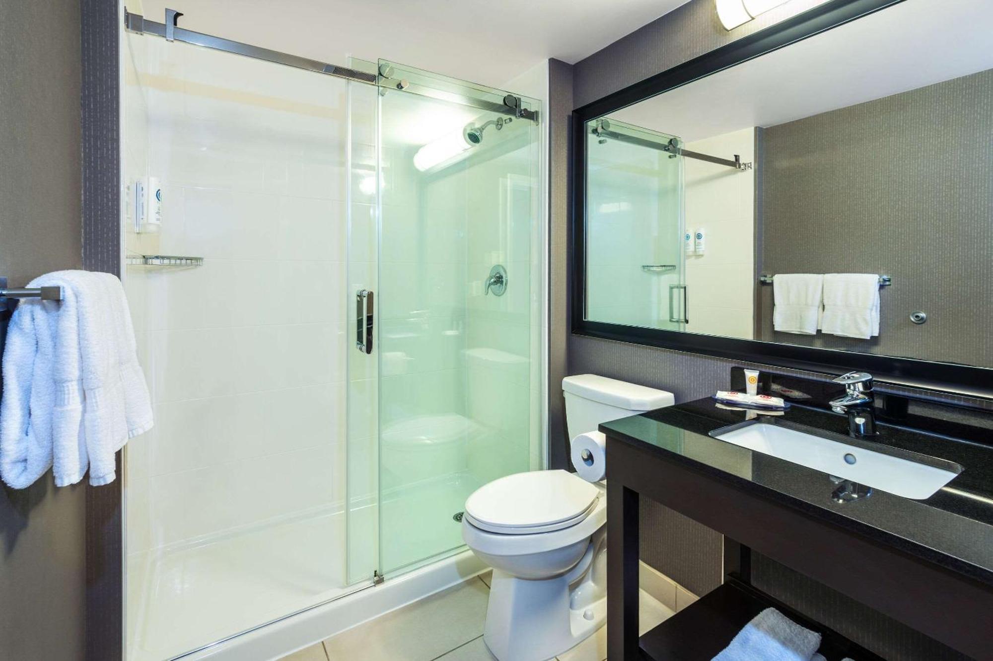 Comfort Inn Γκατινό Εξωτερικό φωτογραφία