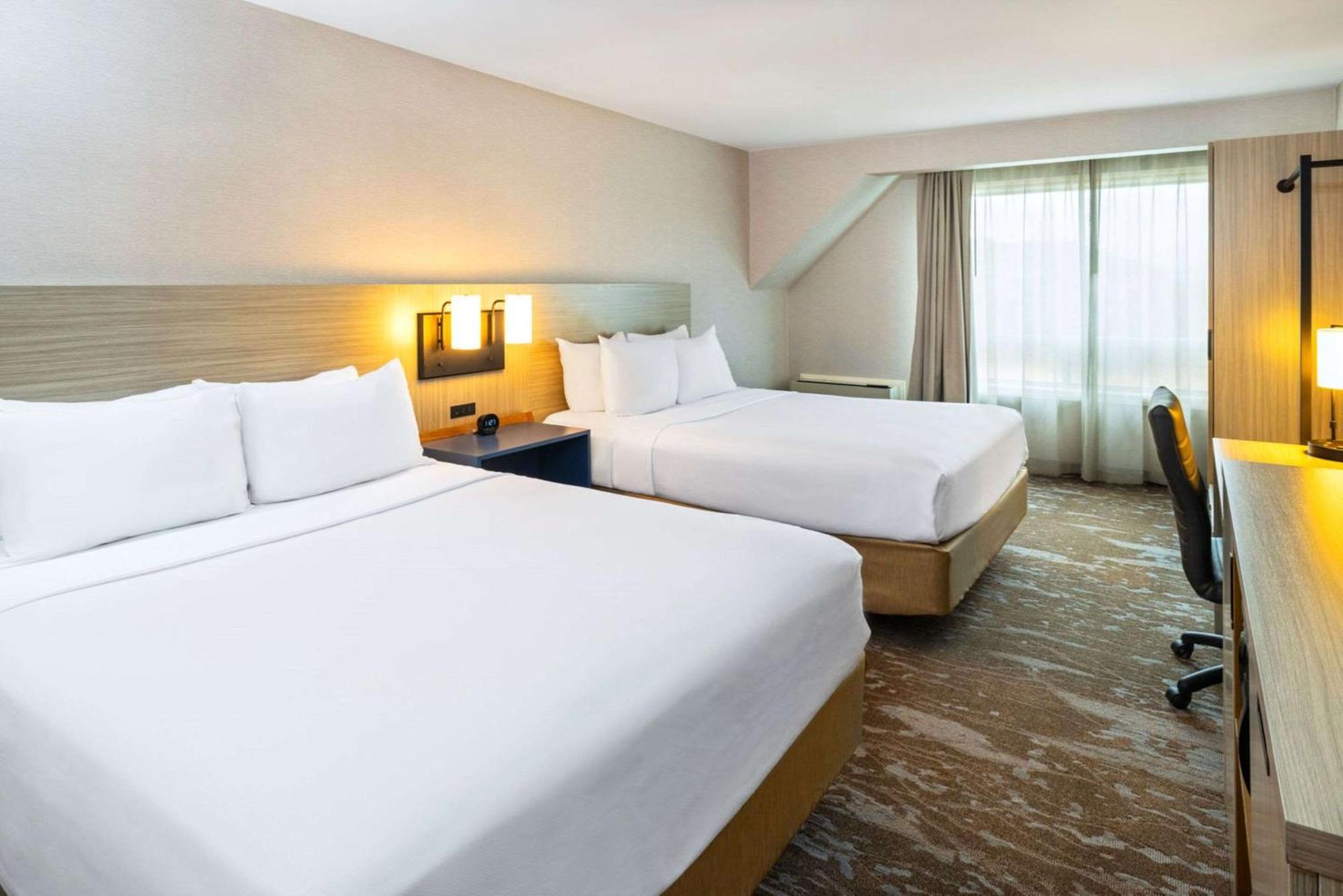 Comfort Inn Γκατινό Εξωτερικό φωτογραφία