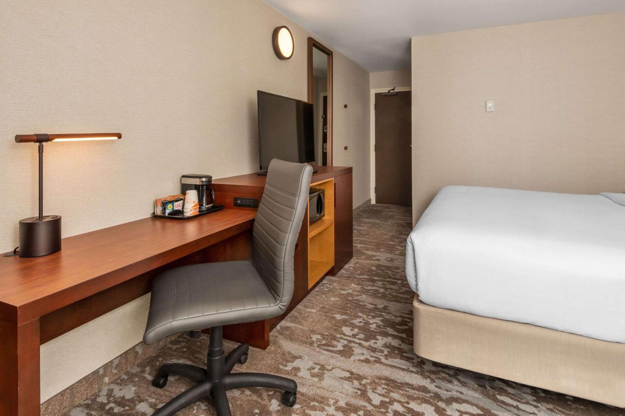 Comfort Inn Γκατινό Εξωτερικό φωτογραφία