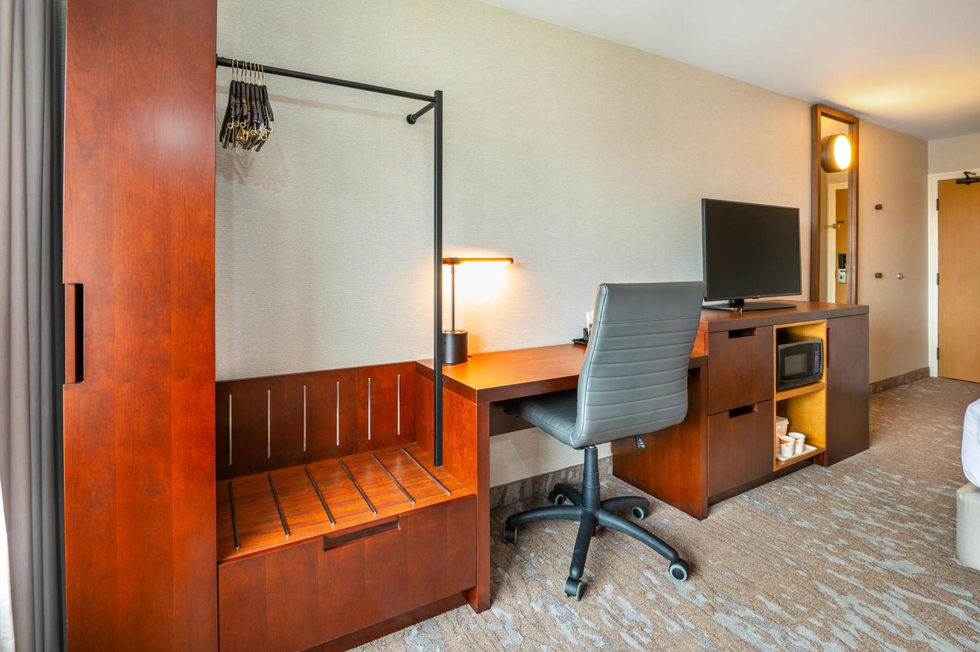 Comfort Inn Γκατινό Εξωτερικό φωτογραφία