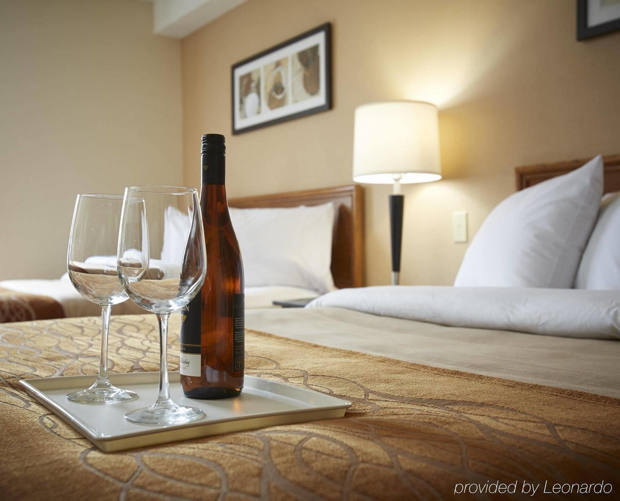 Comfort Inn Γκατινό Εξωτερικό φωτογραφία
