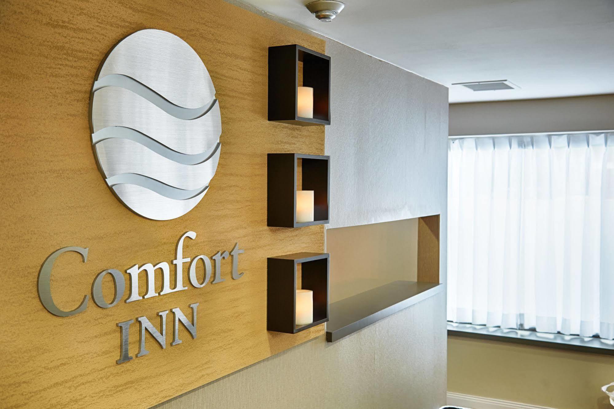 Comfort Inn Γκατινό Εξωτερικό φωτογραφία